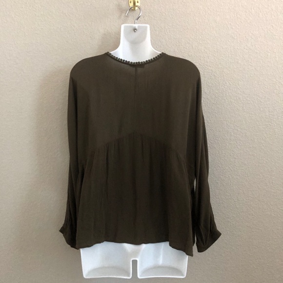 🍍Lush olive green boho peasant top - Picture 7 of 8